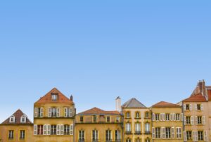 découvrez l'univers dynamique de l'immobilier : tendances du marché, conseils d'achat et vente, et stratégies d'investissement pour maximiser votre patrimoine. restez informé des meilleures opportunités dans le secteur immobilier.