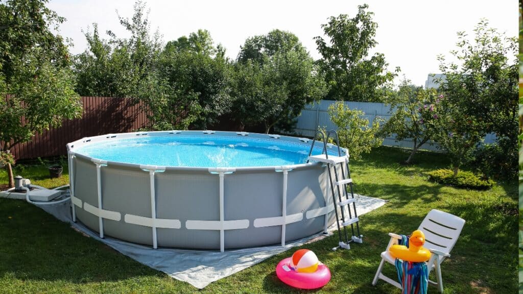 famille piscine hors sol
