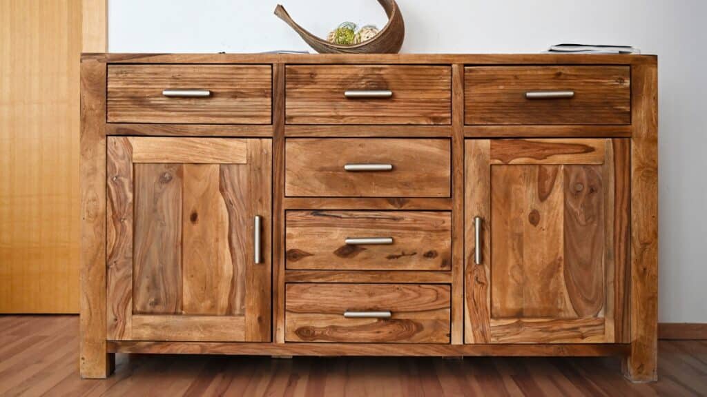 vieille commode